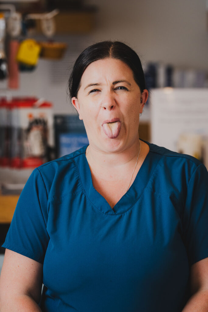 Lisa Popperwell ovr